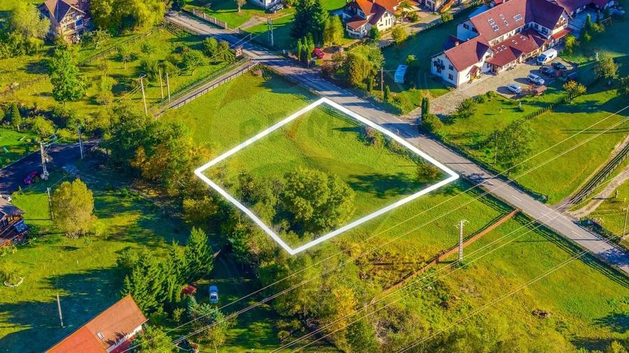 Teren Construcții intravilan de 2200 mp, în Șimon