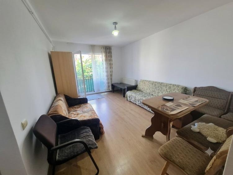 Oportunitate de investitie! Apartament 2 camere, etaj intermediar – Zona Porii - 1