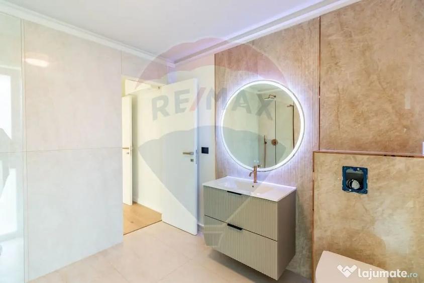 Casă cu 9 camere cu Teren 532 Mp în Băneasa