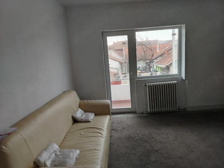 Vand apartament 3 camere constructie din caramida - 9