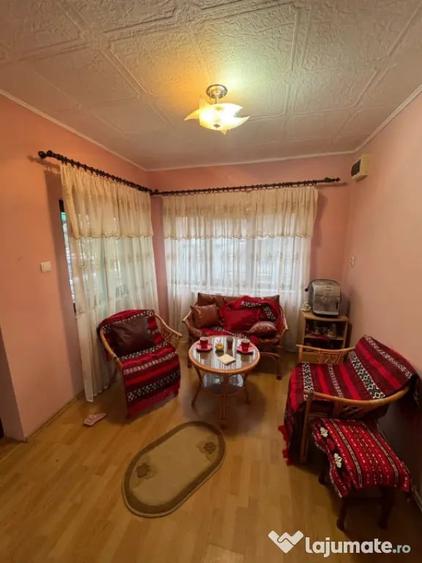 Casă cu 3 camere cu Teren 450 Mp în Lăpuș