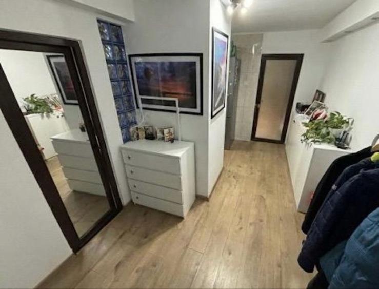 Apartament cu 2 camere decomandat în Precista