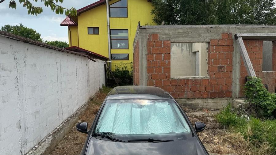 Teren cu casa la rosu in Domnesti - 3