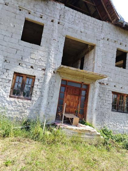 Casa si teren 1200m in cartier Caramidari - 5