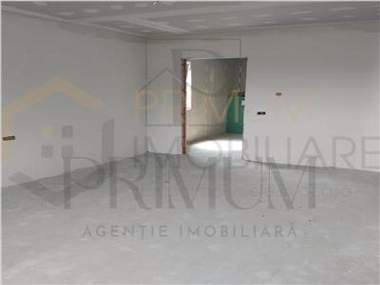 Duplex modern - compartimentare practica - toate utilitatile. - 6