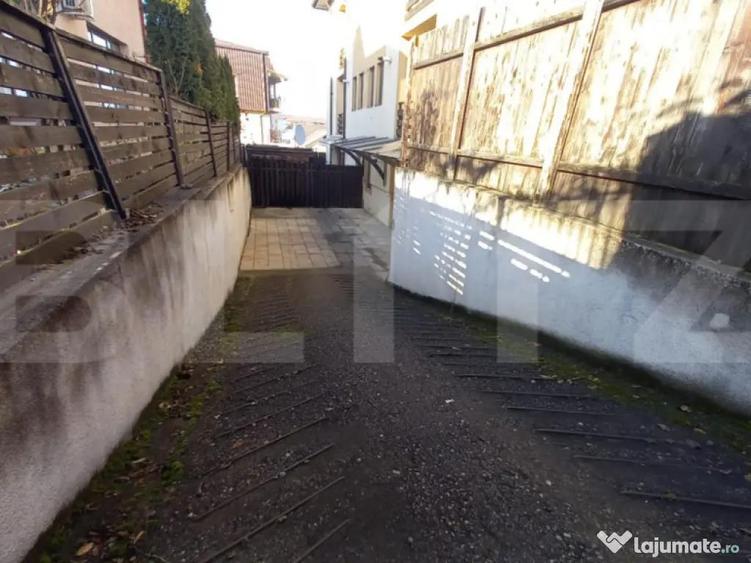 Apartament mobilat, 3 camere, 63 mp, curte 49 mp, parcare, c - 3