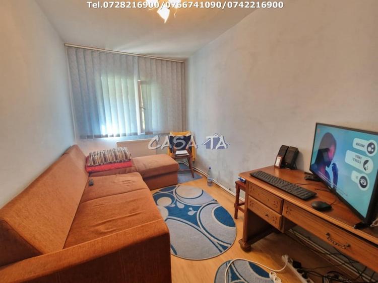 Apartament 4 camere, situat in Targu Jiu, Str. 22 Decembrie 1989 - 3