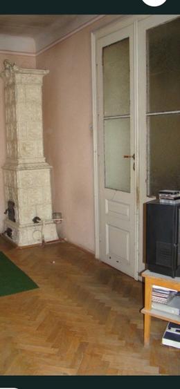 Casa tip sasesc -centrul vechi- aproape de Piata Sfatului - 3