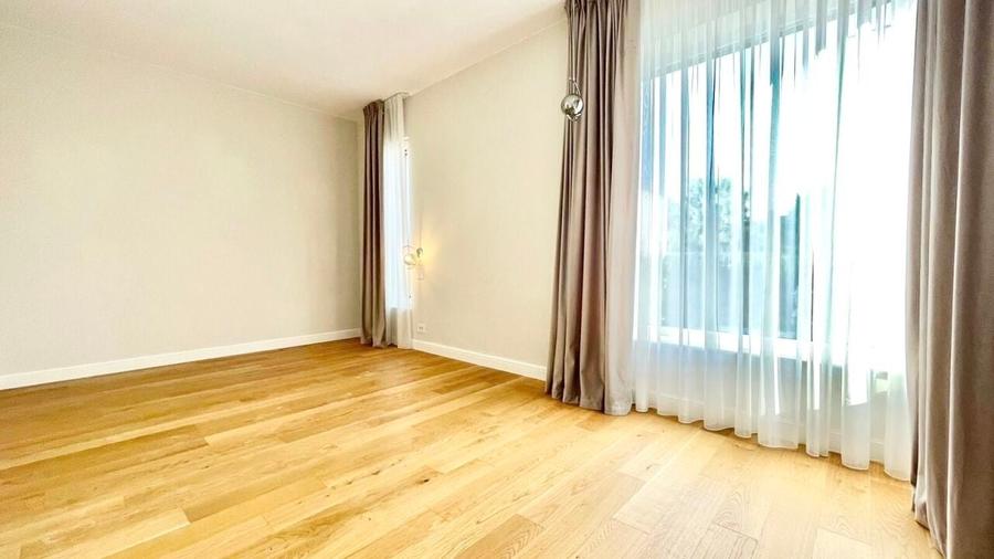 Vila moderna cu piscina, complex rezidential, Iancu Nicolae - 18