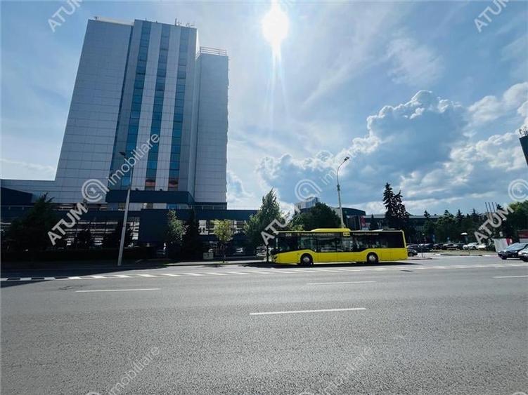 Spatiu comercial in zona Centrala ce dispune de vad pietonal si auto - 3
