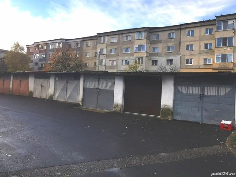 Inchiriez vand garaj - 2