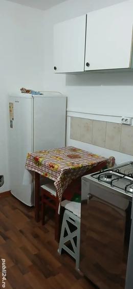 Inchiriez garsoniera etajul 1 - 3