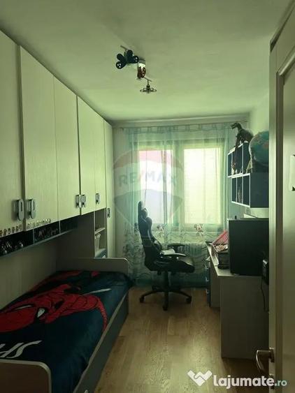 Apartament cu 3 camere de vanzare in zona Central - 8