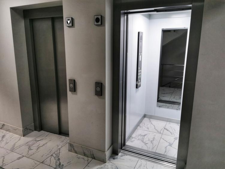 Apartament 2 camere + parcare demisol +boxa- Strada postasului - Comp - 1