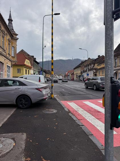 Apartament 2 Camere 80 mp UTILI De Renovat Str. Lunga - 2