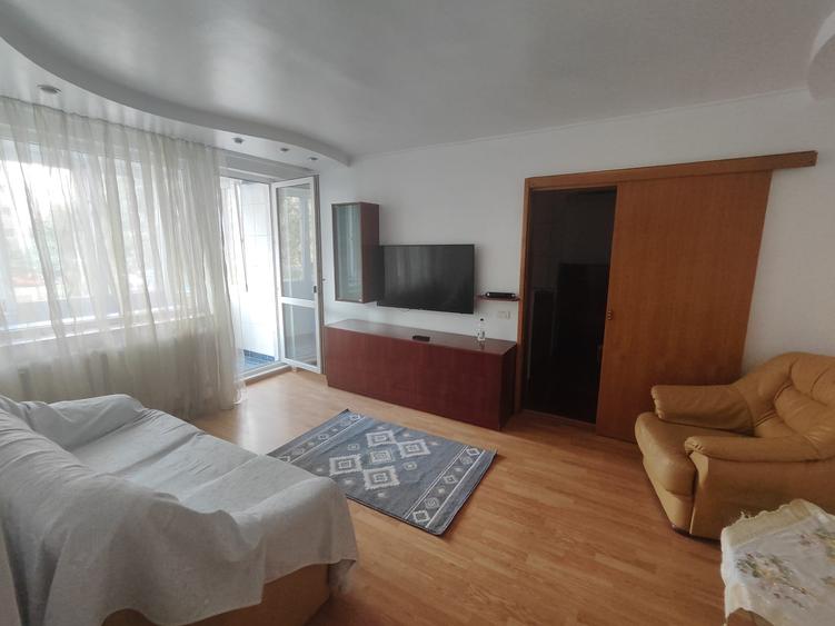 City Mall - apartament 2 camere + loc de parcare - termen lung - 1