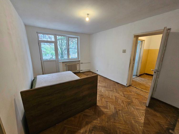 Etaj 1 - Apartament 2 camere Rogerius, 44 mp, balcon PROPRIETAR - Oradea Str. Transilvaniei - 3