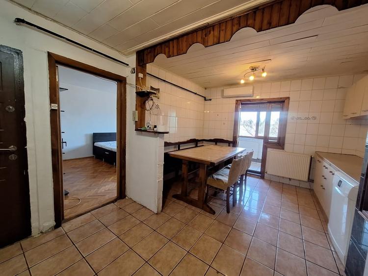 Oportunitate! Apartament cu 3 camere- bloc izolat termic- Lipovei - 3