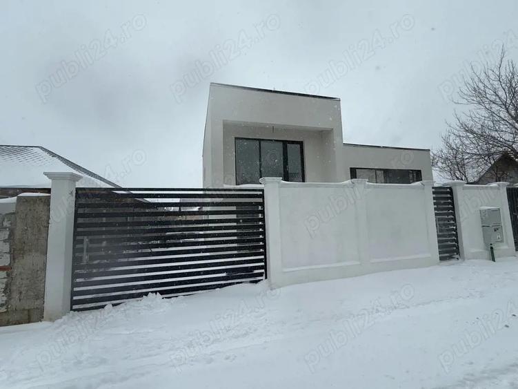 Vila mediteraneana de vanzare zona Metro DN26 Costi - 3