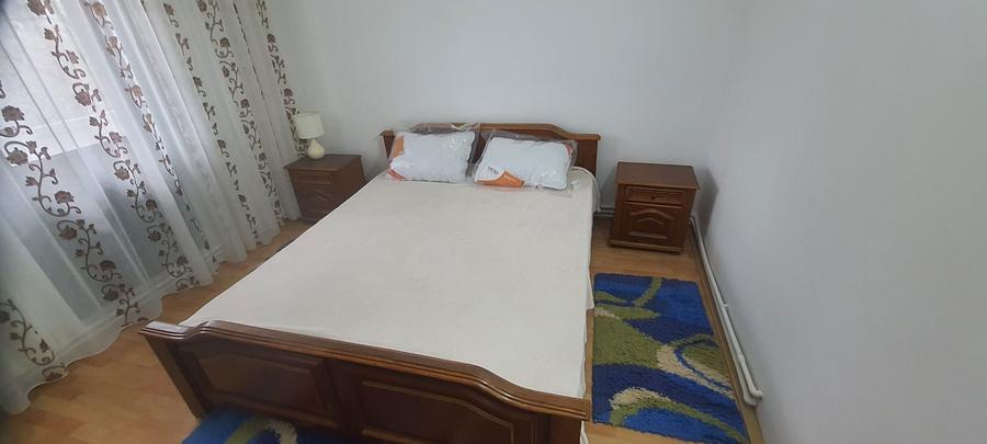 Inchiriez apart. cu 4 camere, etaj 2 din 4, Dorobanti 1, langa Sc. 7 - 8