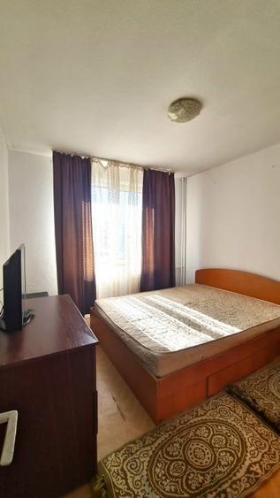 Apartament cu 3 camere decomandat în Rahova - 3