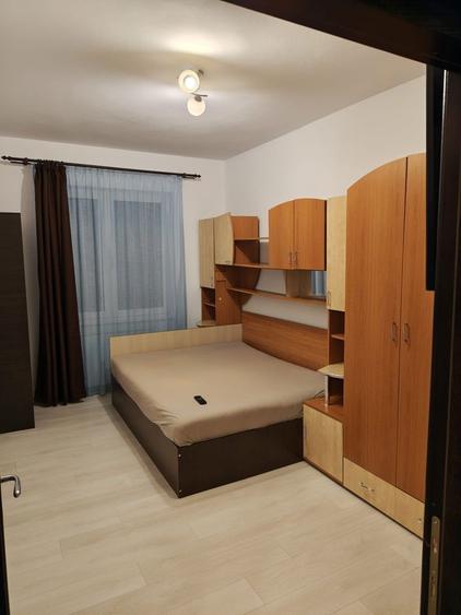 Proprietar- Apartament 2 camere Tractorul mobilat si utilat - 3