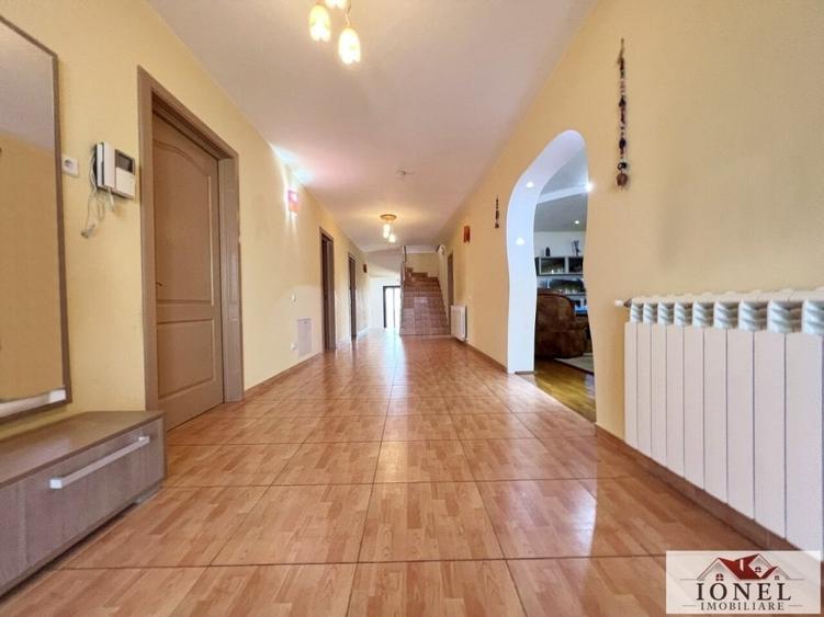 Vila de vanzare in Sebes - 7