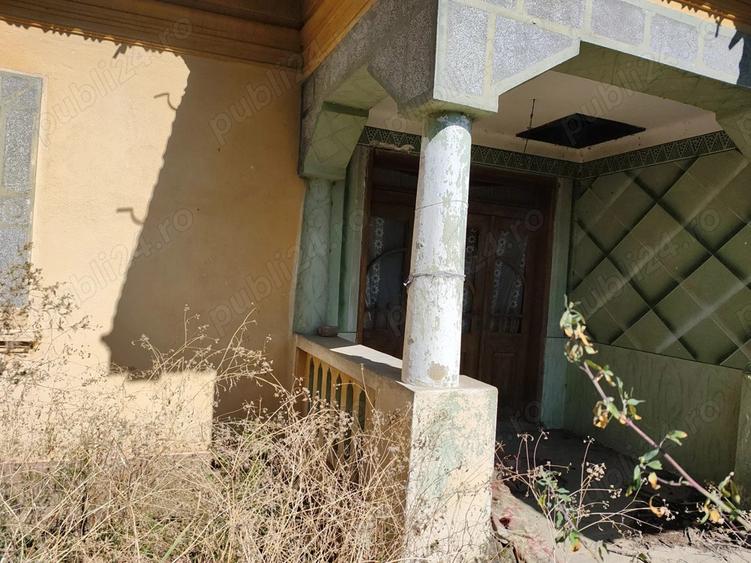 Casa de vanzare +loc +anexe - 6