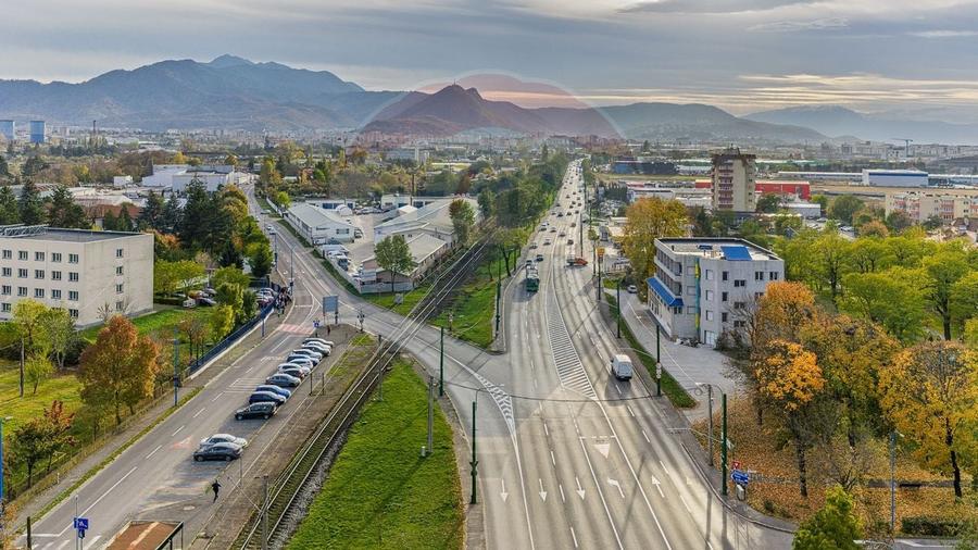 Oportunitate investiție-Clădire cu autorizație hotel și teren BRAȘOV - 4