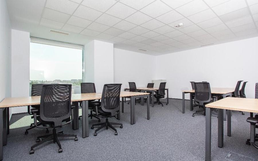 Alatura?i-va unui mediu de co-working cooperativ in Regus Sun Business - 6