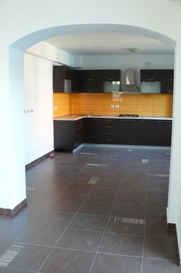 Apartament in Vila Prelungirea Ghencea, 150mp util, curte,  - 6