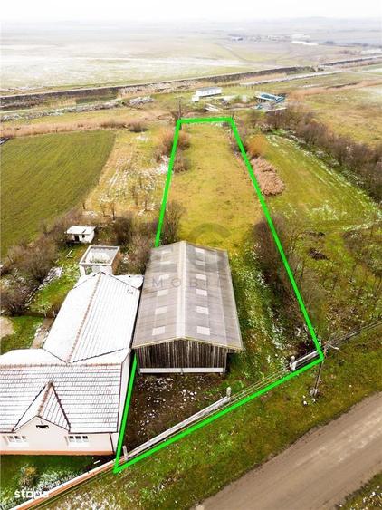 RECO . Teren intravilan cu hala metalica in Roit . - 7