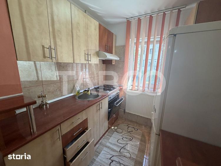 Apartament de inchiriat 3 camere 2 bai 80 mpu parter Bulevardul Unirii - 10