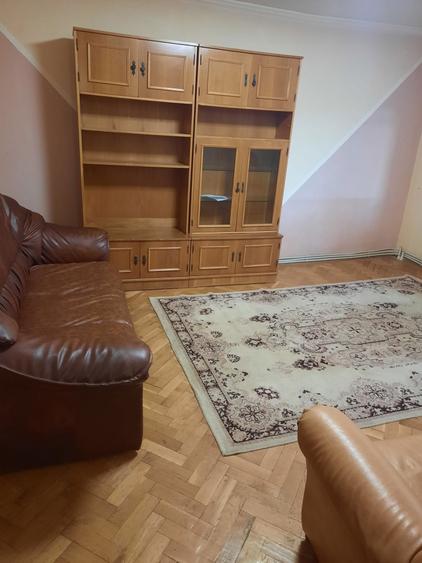 Inchiriez apartament Trivale - 2