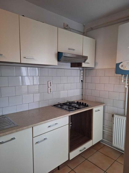 garsoniera de inchiriat - 1