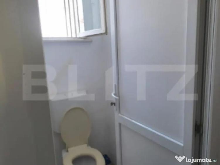 Casa 4 camere , teren 285 mp, zona semi-centrala - 14