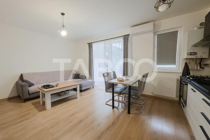 Super apartament la parter inalt -3 camere balcon si parcare proprie - 3