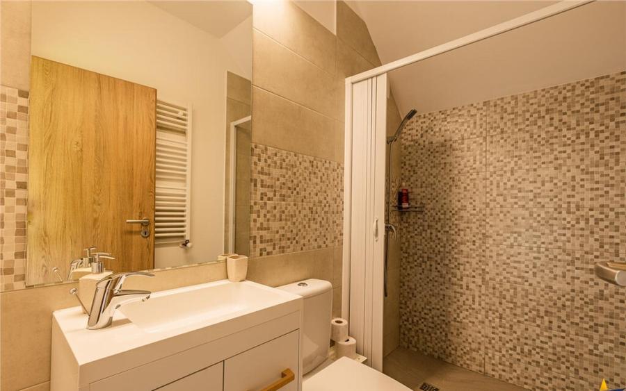 FILM! Oaza de relaxare si rafinament, in peisaje montane spe - 9