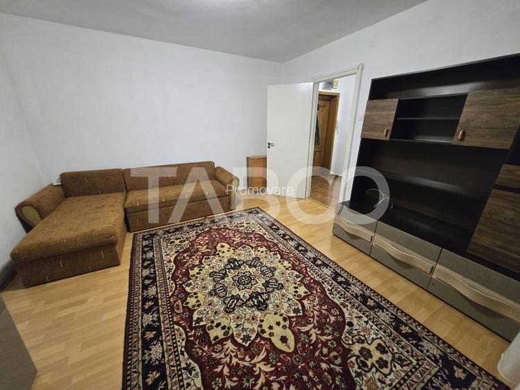 Apartament 2 camere de inchiriat decomandat 55 mp zona Terezian Sibiu