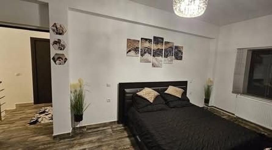 Casă cu 4 camere cu Teren 605 Mp în Central