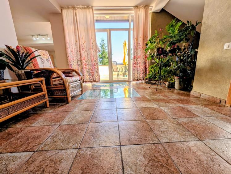 Vila superba 2003,P+E+M,300mpu,6 cam,teren 400mp,colt,renovata,tip mediteranean - 17