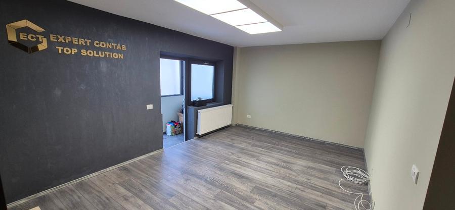 Ofer spre închiriere spațiu comercial – 60 mp, parter bloc zona centrala - 8