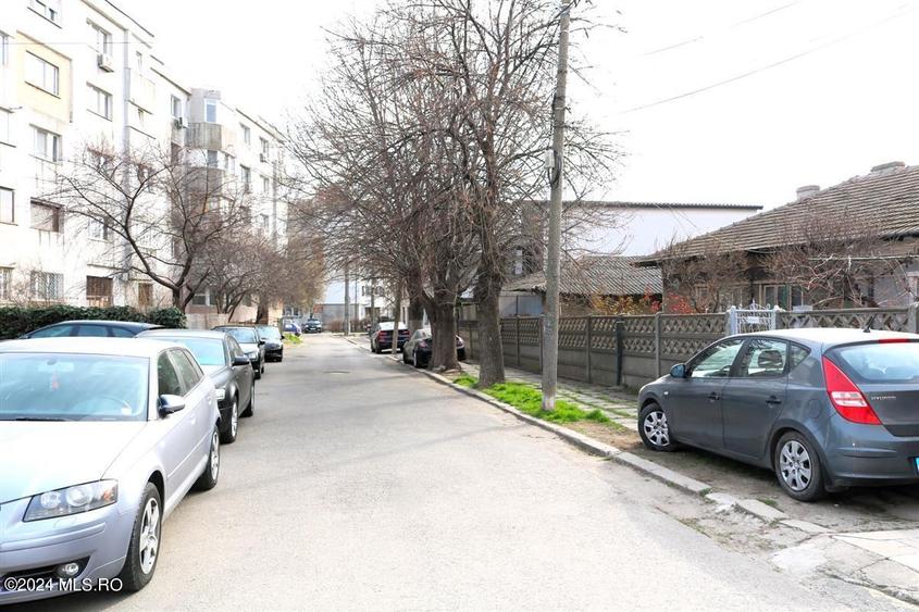 Gara - Spitalul CFR - Str. Scolii, casa din caramida, teren 380 mp! - 13