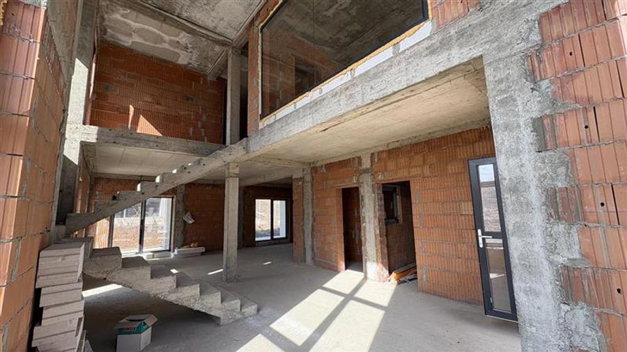 Vanzare casa individuala 4 camere, teren 500 mp in Faget- Poligon- Restaurant Ro - 1