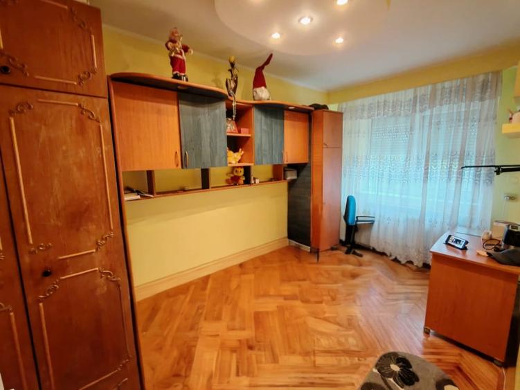 Apartament 3 camere Micro 38 - 5
