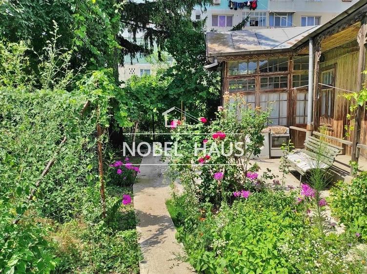 Teren intravilan Barlad, 707 mp, zona centrala, str Bradului - 6