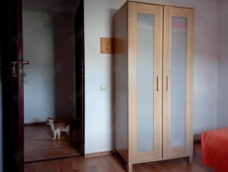 Ofer camera de inchiriat - 2