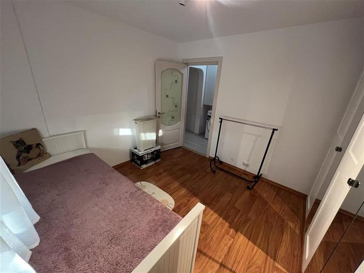 Ap 4 camere,renovat,3 AC, centrala, mobilat si utilat, Petre Liciu - 14