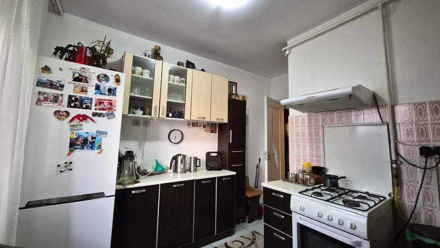 Tomis Nord - ap 3 cam, et 7/10 , centrala gaze (partial mobilat) - 12