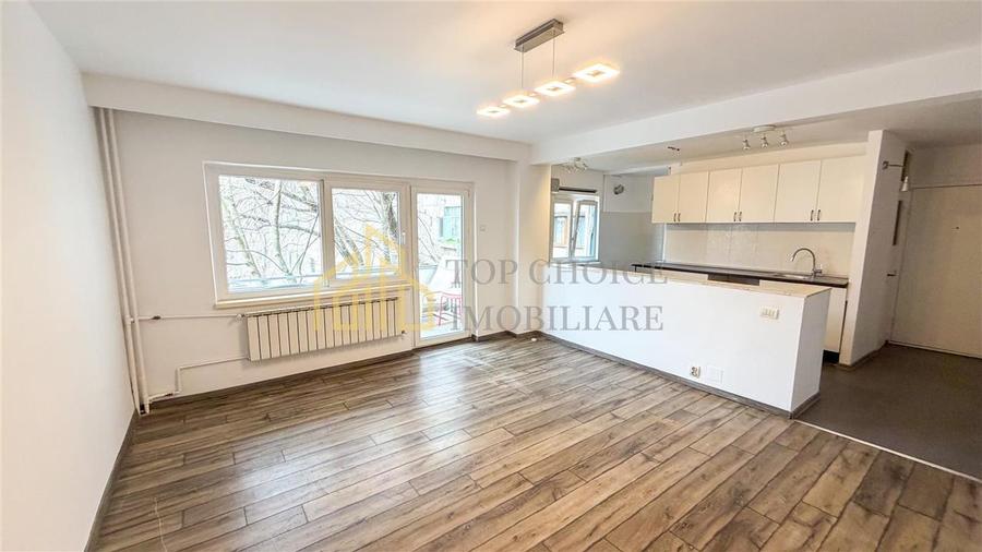 3 CAMERE DECOMANDAT ETAJ 2/4 - 75 MP - 2 BALCOANE 2 BAI - VEDERE SPATE - 1